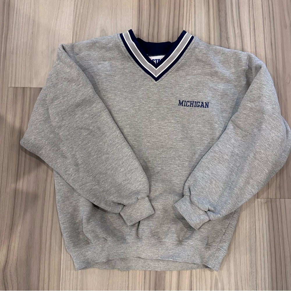 Vintage Gray Sweatshirt with Navy Accents